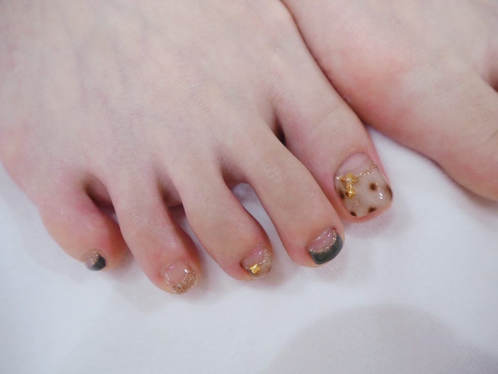 レオパードフレンチネイル